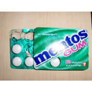 Mentos-gum-spearmint-packung