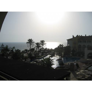 Blick-vom-balkon-in-der-abendsonne
