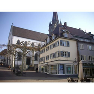 Blick-auf-das-muenster-unserer-lieben-frauen