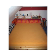 Aufgezogen-auf-unserem-bett