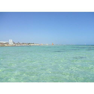 Das-kristallklare-meerwasser-am-hoteleigenen-strand