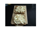 Prima-kost-eiersalat-zwei-scheiben-toast-mit-eiersalat-guten-appetit