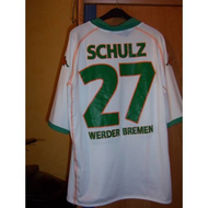 Trikot-von-hinten-mit-beflockung