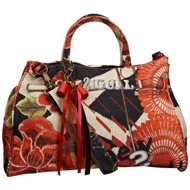 Desigual-black-white-red-tasche