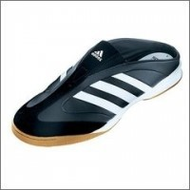 Adidas-clog