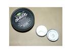 Und-sobald-man-eine-tube-oeffnet-verbreitet-sich-dieser-angenehme-frische-duft-der-creme