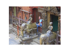 Im-goldenen-tempel-von-der-balustrade-herunter-fotografiert-susanne-sitzt-neben-dem-eingang