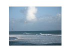 Das-meer-mit-kitesurfer-bei-maspalomas-sonnige-gruesse-aus-gran-canaria-leseflippi
