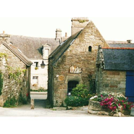 Die-innenstadt-von-locronan