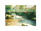 Bruecke-ueber-den-fluss-in-pont-aven