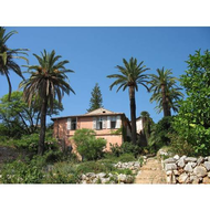 Unser-haus-in-villefranche-vom-garten-aus-gesehen