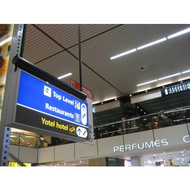 Das-yotel-schild