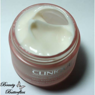 Clinique-moisture-surge-intense