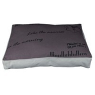 Trixie-letter-eckig-120-x-75-cm
