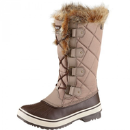 Skechers-highlanders-matterhorn-mountain