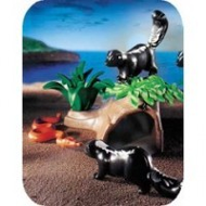 Playmobil-3226-skunks-mit-versteck