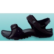 Nike-sandalen-straprunner