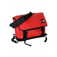 The-north-face-base-camp-messenger-bag