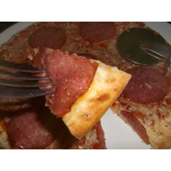 Riggano-pizza-edel-salami-bild-4