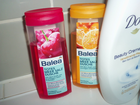 Balea-totes-meer-salz-dusche-rote-fruechte