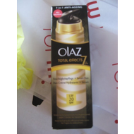 Olaz-total-effects-feuchtigkeitspflege-serum-duo