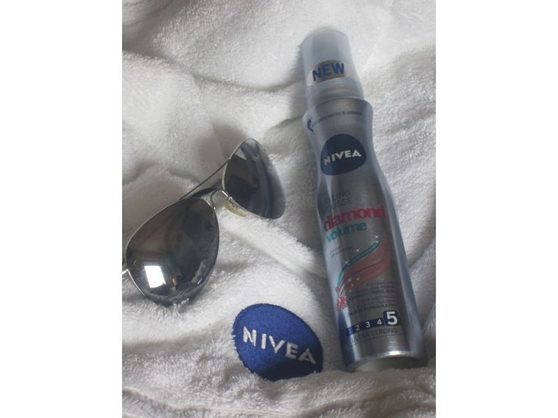 Nivea Hair Care Styling Mousse Diamond Gloss Testberichte bei yopi.de