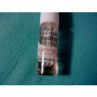 Essence-caring-nail-oil