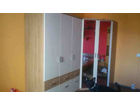 Unser-eckkleiderschrank-mit-dem-dazu-gehoerigen-kleiderschrank