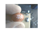 M-m-s-peanut-colour-edition-christmas-ein-schoko-klicker-mit-einem-schneekristall