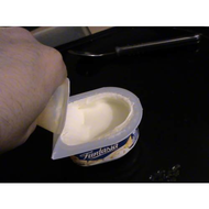 Danone-fantasia-pfirsich-maracuja-nun-soll-die-marmelade-aus-der-linken-in-die-rechte-kammer-befoerdert-werden