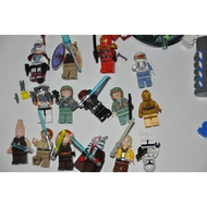 Einige-der-minifiguren-zum-star-wars-thema