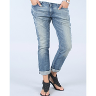 Levi-s-boyfriend-jeans