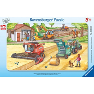 Ravensburger-06015-maschinen-auf-dem-feld