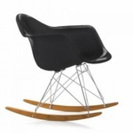 Vitra-eames-armchair-rar