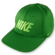 Nike-cap-gruen