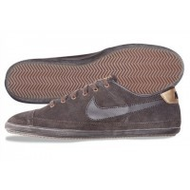 Nike-flash-leather-sneaker