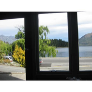 Blick-aus-dem-zimmer-auf-den-lake-wakatipu