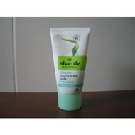 Alverde-sensitiv-tagescreme-seide