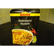 Gebratene-nudeln-huhn