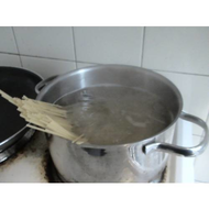 Barilla-spaghetti-no-5-zubereitung-im-kochtopf