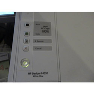 Hp-deskjet-f4210-all-in-one-die-bedien-tasten-auf-dem-drucker