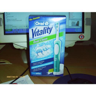 Oral-b-vitality-sensitive-clean