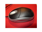 Die-saitek-optical-desktop-mouse-im-profil