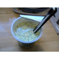 Knorr-snackbar-nudeln-in-broccoli-kaese-sauce-5-minuten-ziehen-lassig-und-dabei-zwischendurch-umruehren-fertig