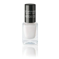 Artdeco-nail-white-french-look