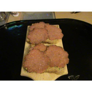 Wiltmann-pfeffer-salami-zwei-scheiben-toast-mit-der-pfeffer-salami-guten-appetit