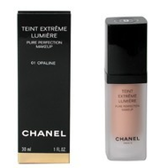 Chanel-teint-extreme-lumiere