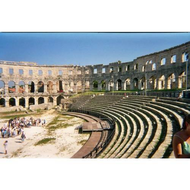 Das-amphitheater-in-pula
