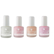 Essence-silky-pastel-french-manicure