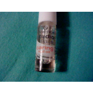 Essence-caring-nail-oil